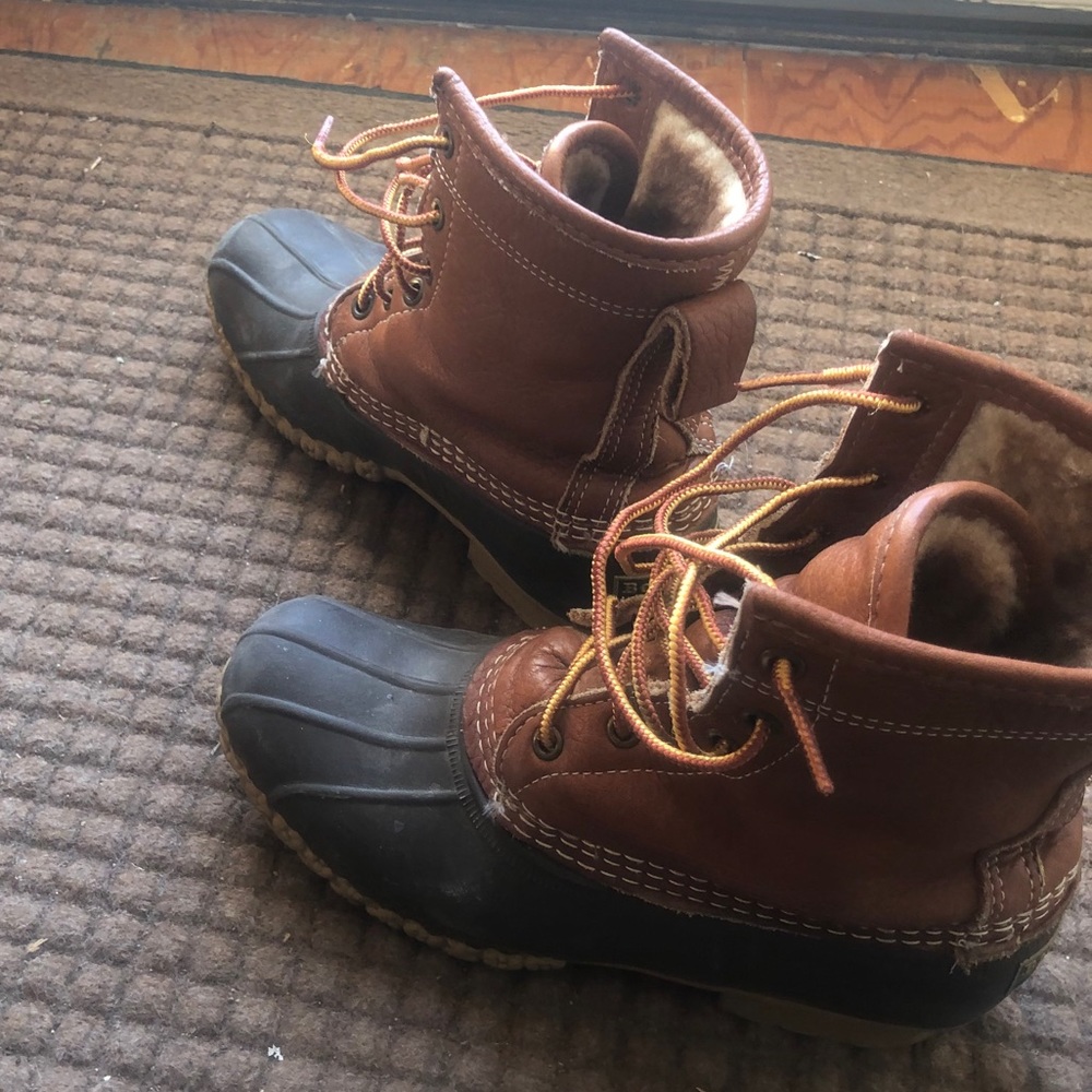 Fur lined bean boots